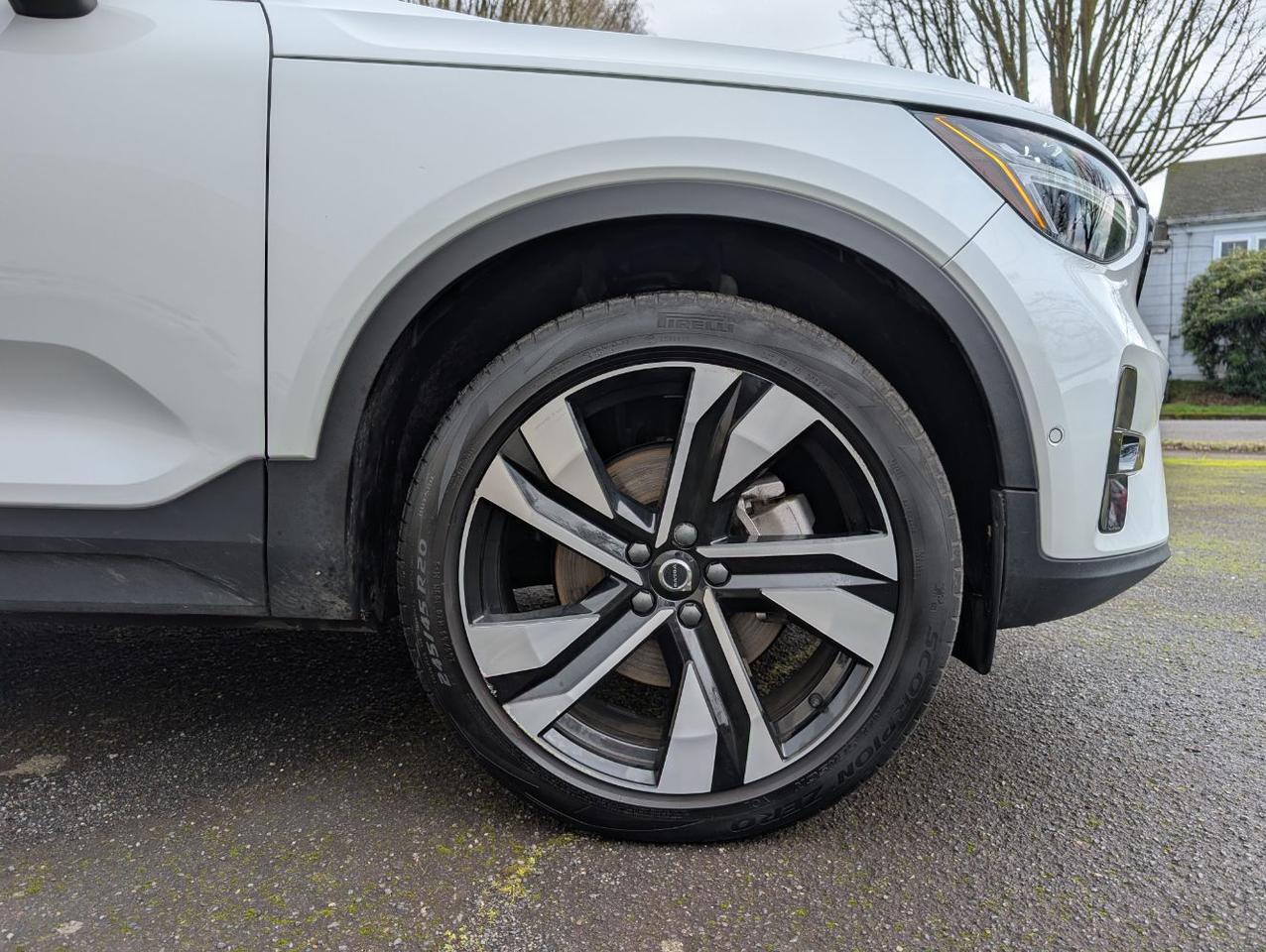 2023 Volvo XC40 B5 Hybrid AWD ULTIMATE | HK Premium Audio, Pilot Assist, 360° Cam, 4 Heated Seats & Heated Wheel Portland OR