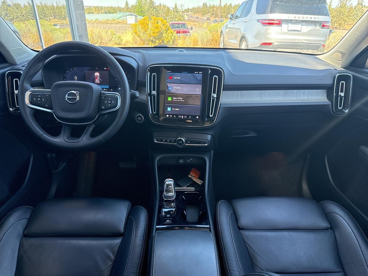 2023 Volvo XC40 B5 Plus Bright Theme Bend OR