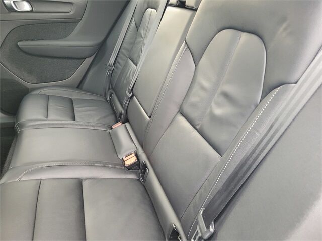2023 Volvo XC40 B5 Plus Bright Theme Roseville CA