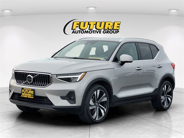2023 Volvo XC40 B5 Plus Bright Theme Roseville CA