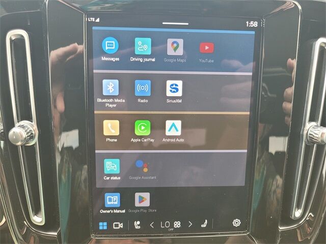 2023 Volvo XC40 B5 Plus Bright Theme Roseville CA