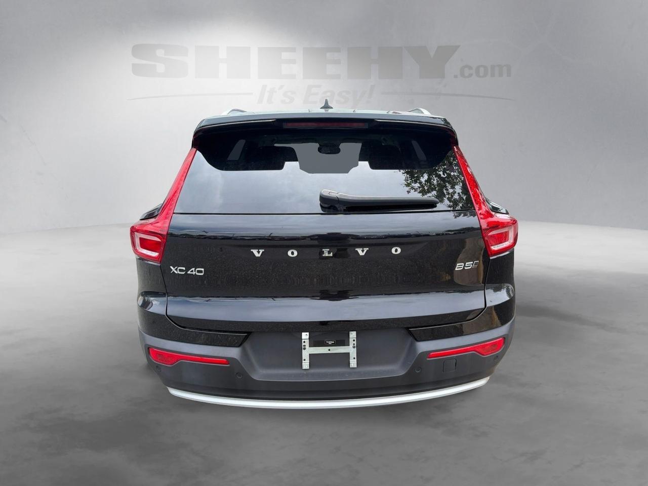 2023 Volvo XC40 B5 Plus Bright Theme Stafford VA