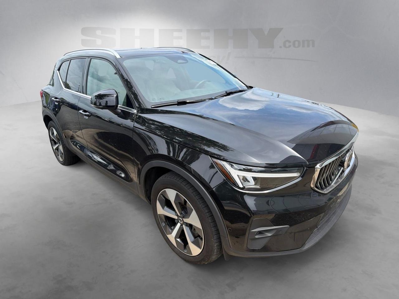 2023 Volvo XC40 B5 Plus Bright Theme Stafford VA