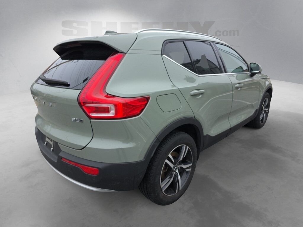 2023 Volvo XC40 B5 Plus Bright Theme Hunt Valley MD