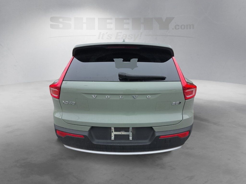 2023 Volvo XC40 B5 Plus Bright Theme Hunt Valley MD
