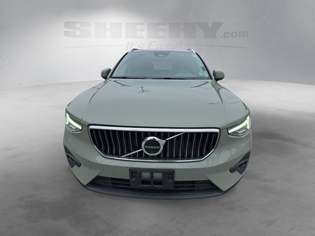2023 Volvo XC40 B5 Plus Bright Theme Hunt Valley MD