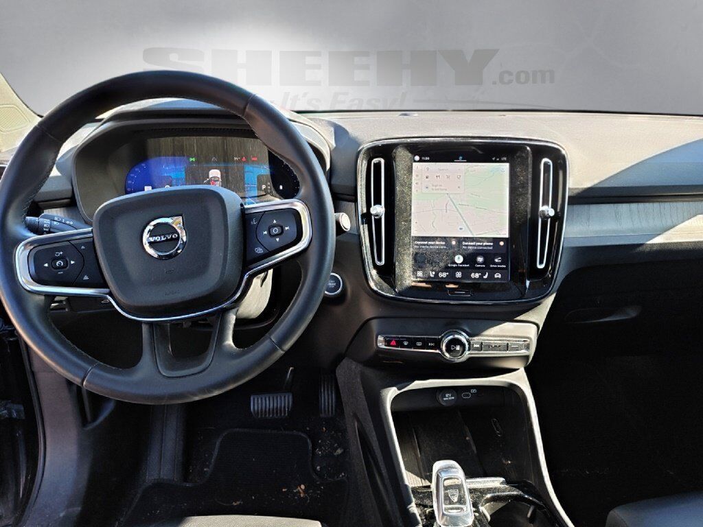 2023 Volvo XC40 B5 Plus Bright Theme Hunt Valley MD