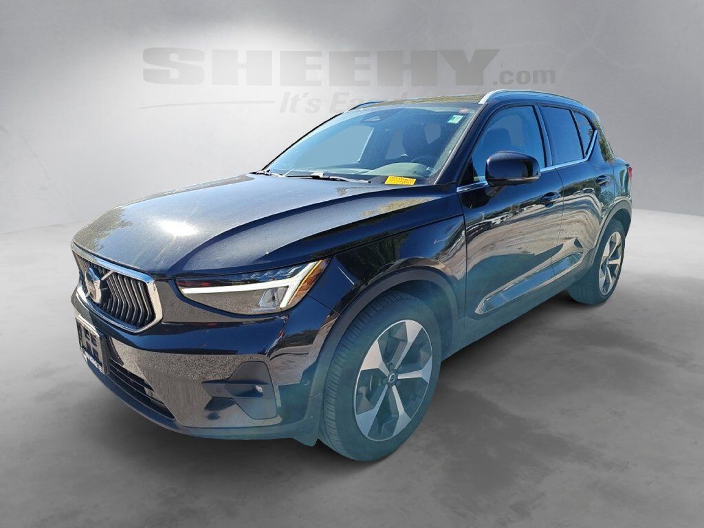 2023 Volvo XC40 B5 Plus Bright Theme Hunt Valley MD
