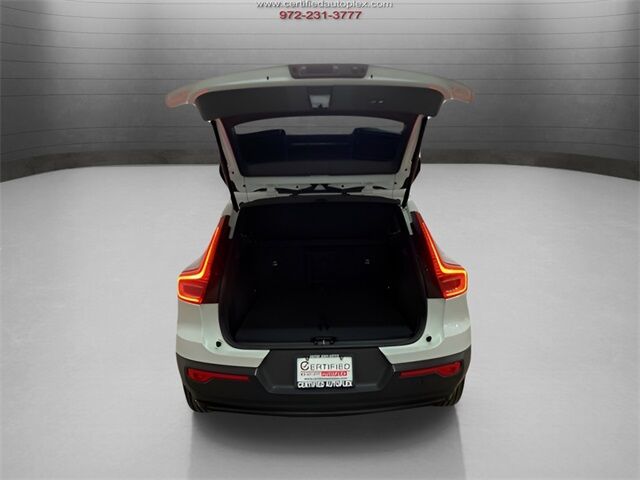 2023 Volvo XC40 B5 Plus Dark Theme Dallas TX