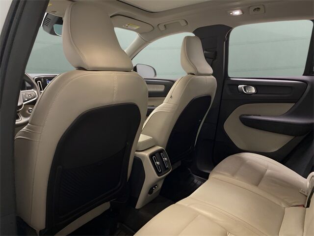 2023 Volvo XC40 B5 Plus Dark Theme Dallas TX