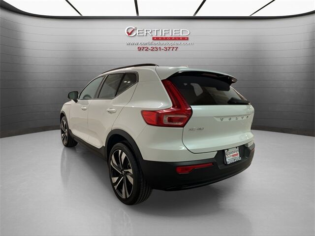 2023 Volvo XC40 B5 Plus Dark Theme Dallas TX
