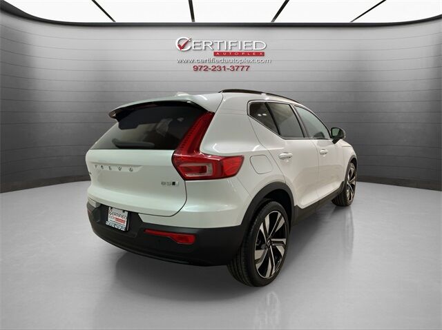 2023 Volvo XC40 B5 Plus Dark Theme Dallas TX