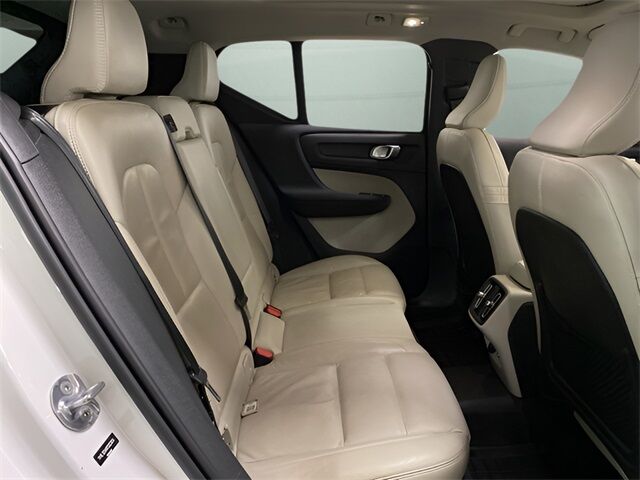 2023 Volvo XC40 B5 Plus Dark Theme Dallas TX