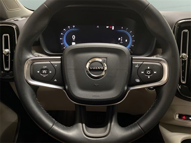 2023 Volvo XC40 B5 Plus Dark Theme Dallas TX