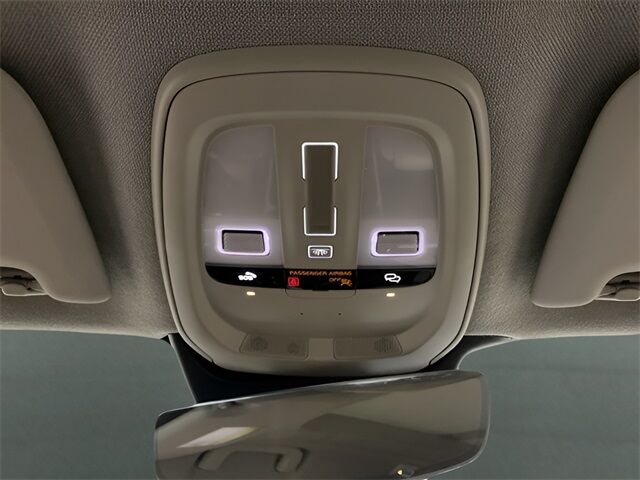 2023 Volvo XC40 B5 Plus Dark Theme Dallas TX