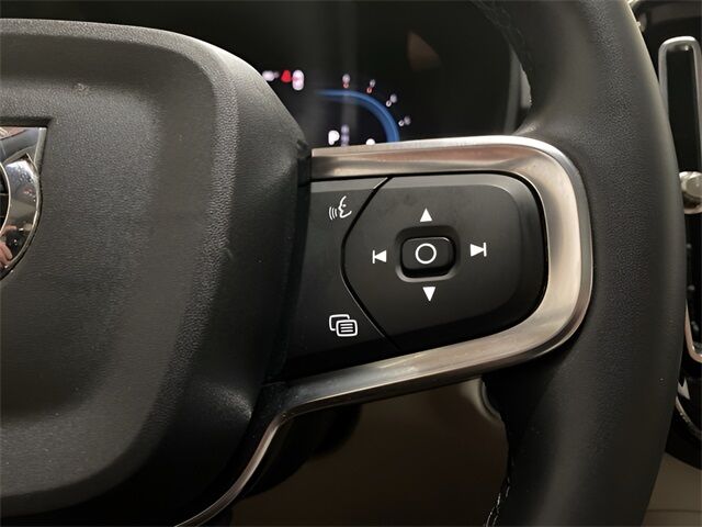 2023 Volvo XC40 B5 Plus Dark Theme Dallas TX