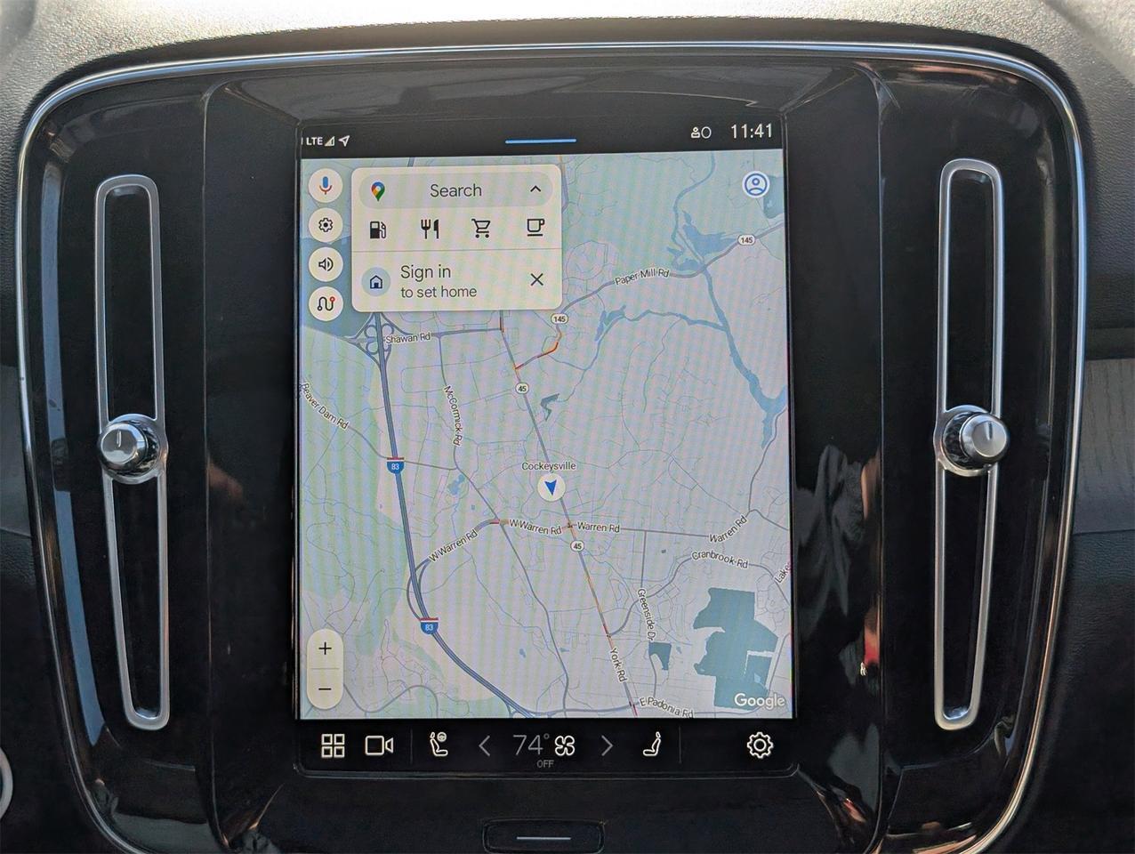 2023 Volvo XC40 B5 Plus Dark Theme Hagerstown MD