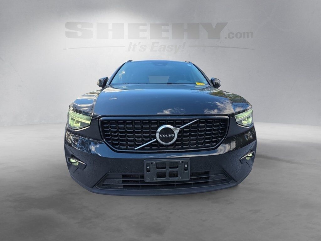 2023 Volvo XC40 B5 Plus Dark Theme Hunt Valley MD