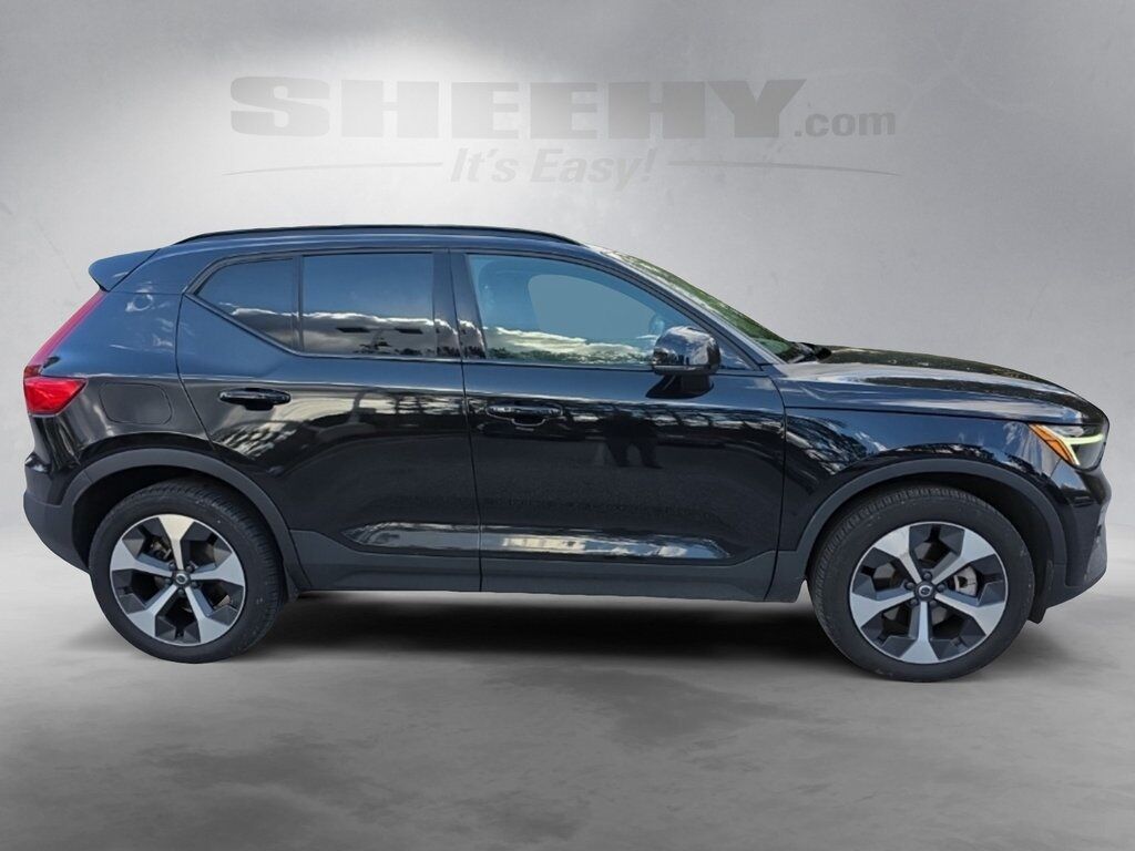 2023 Volvo XC40 B5 Plus Dark Theme Hunt Valley MD