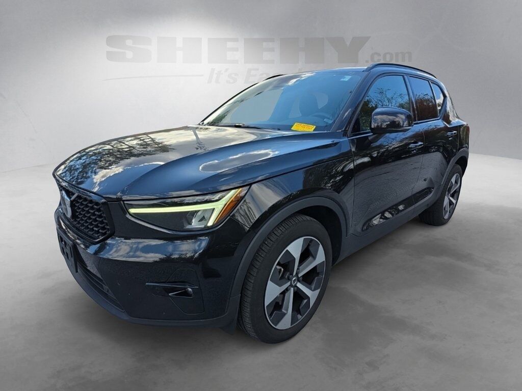 2023 Volvo XC40 B5 Plus Dark Theme Hunt Valley MD