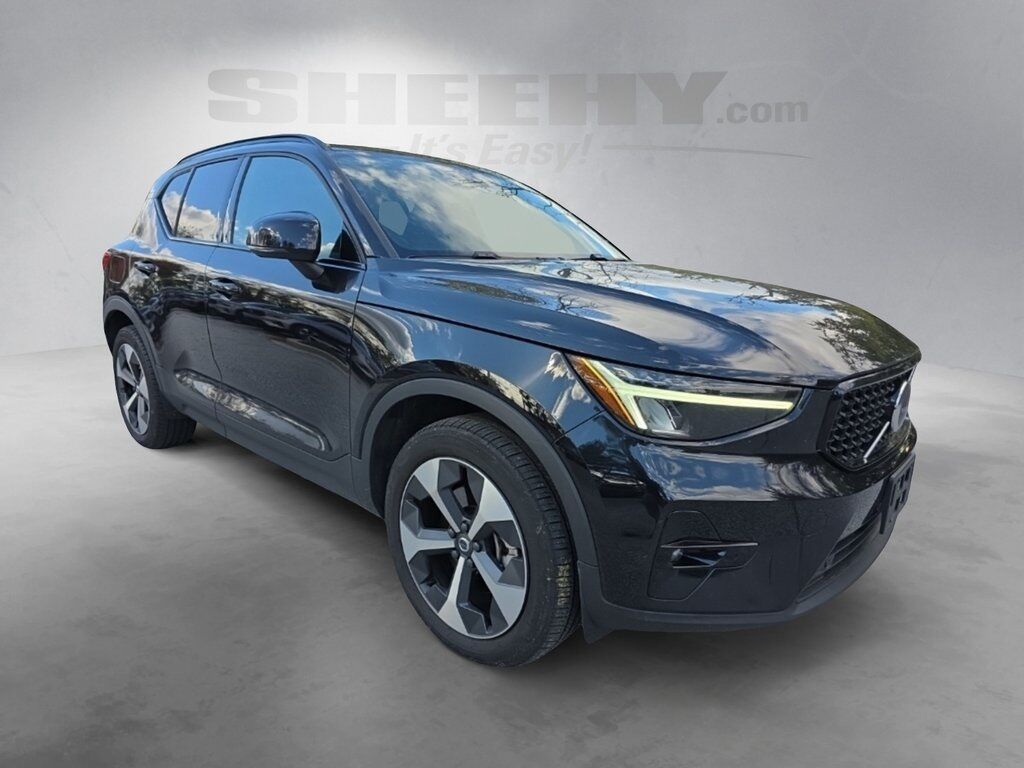2023 Volvo XC40 B5 Plus Dark Theme Hunt Valley MD