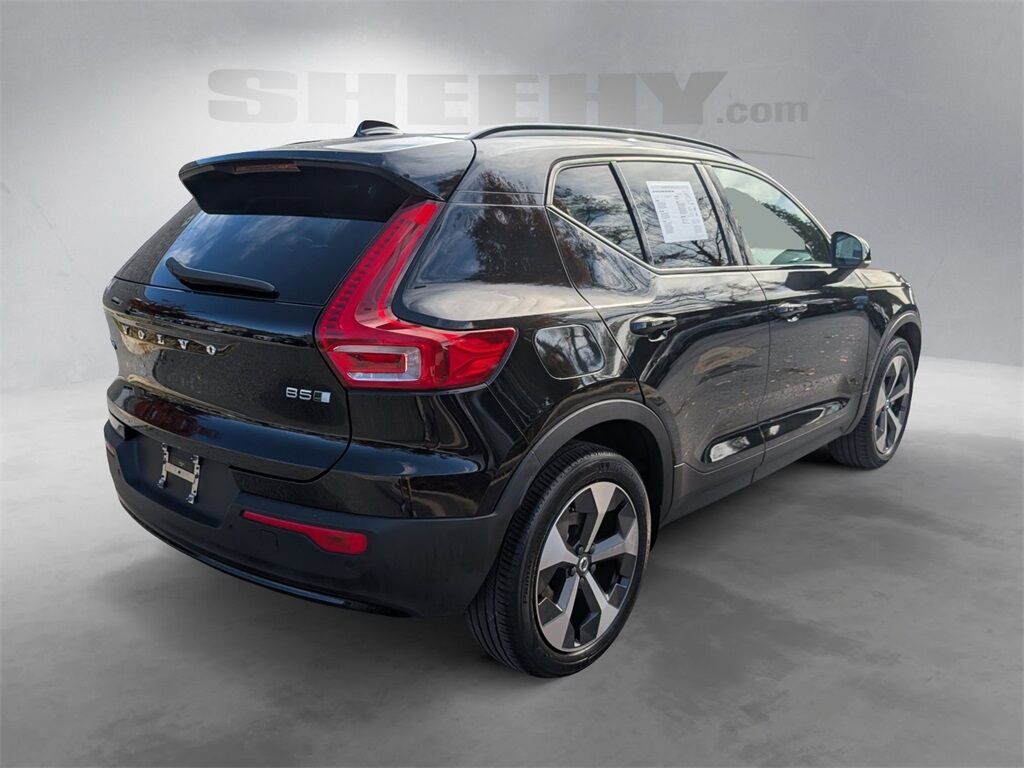 2023 Volvo XC40 B5 Plus Dark Theme Hunt Valley MD