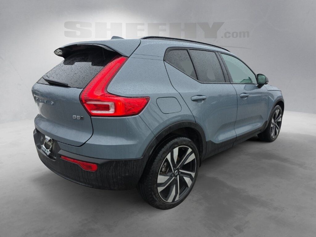 2023 Volvo XC40 B5 Plus Dark Theme Hunt Valley MD