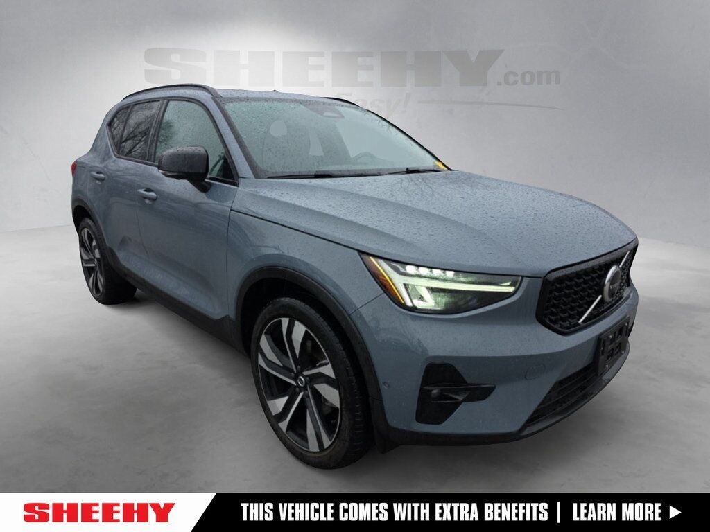 2023 Volvo XC40