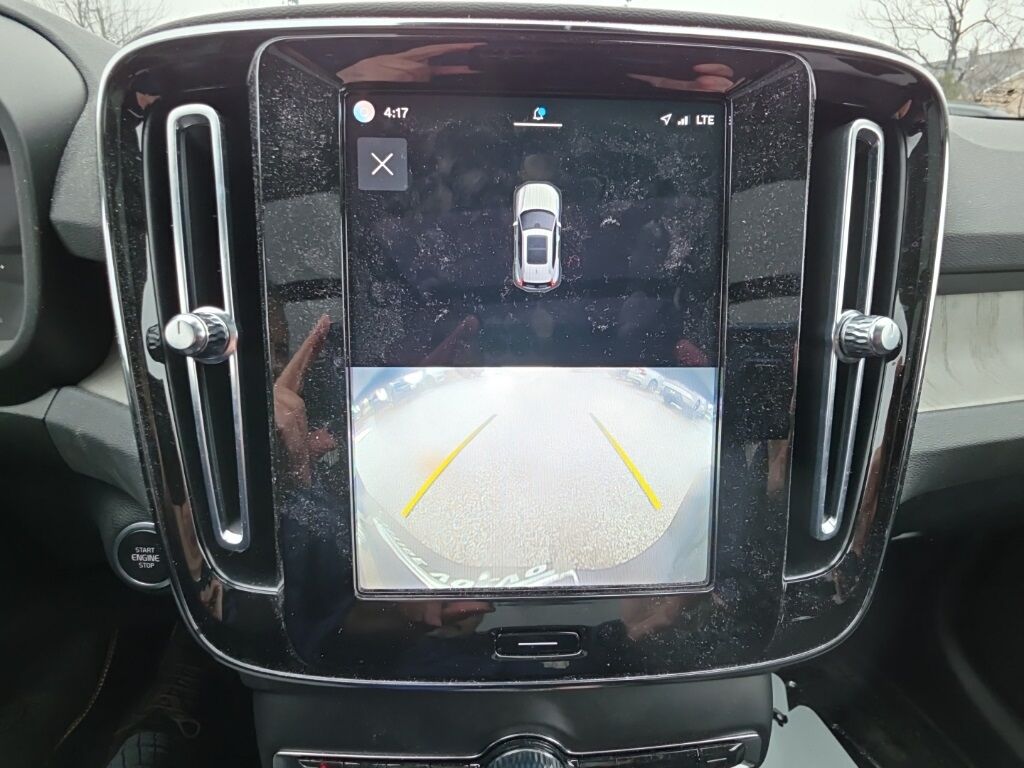 2023 Volvo XC40 B5 Plus Dark Theme Hunt Valley MD