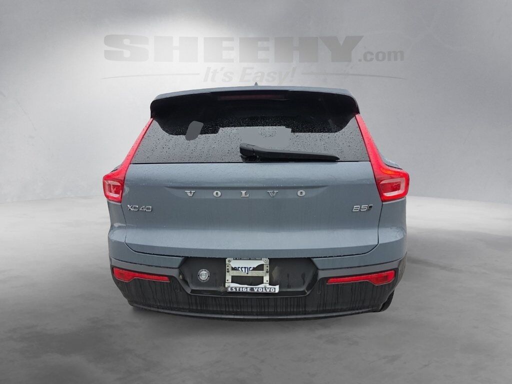 2023 Volvo XC40 B5 Plus Dark Theme Hunt Valley MD