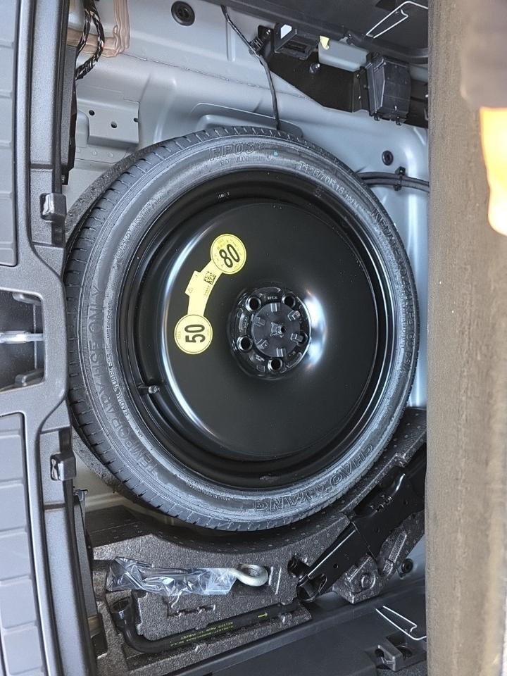 2023 Volvo XC40 B5 Plus Dark Theme Hunt Valley MD