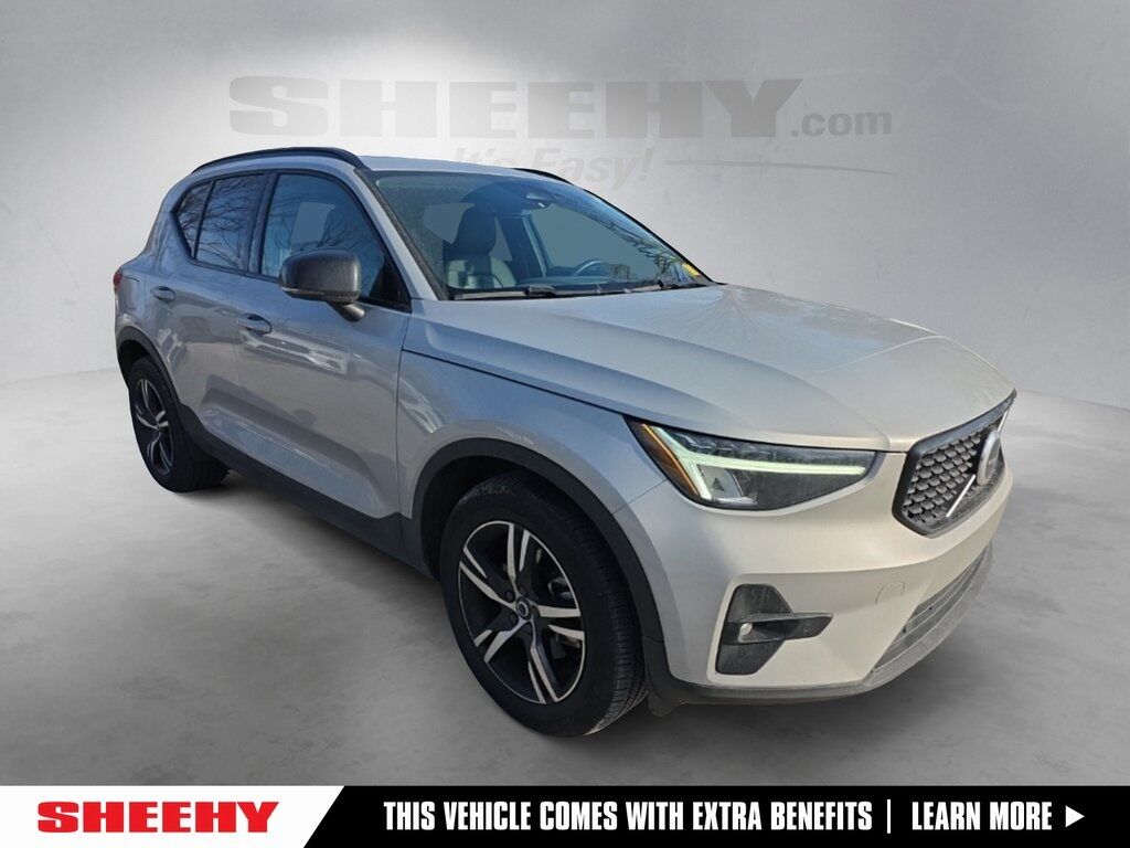 2023 Volvo XC40