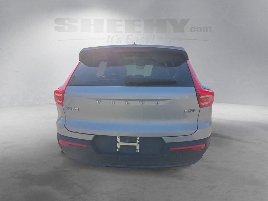 2023 Volvo XC40 B5 Plus Dark Theme Hunt Valley MD