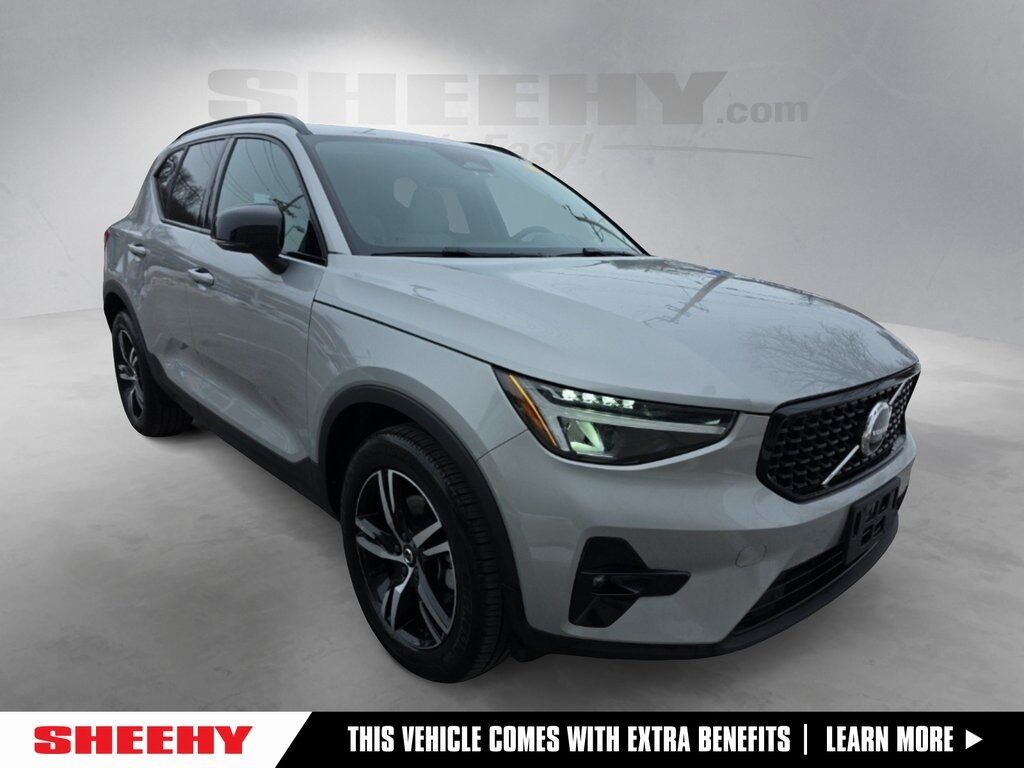 2023 Volvo XC40
