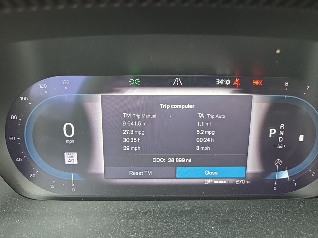 2023 Volvo XC40 B5 Plus Dark Theme Hunt Valley MD