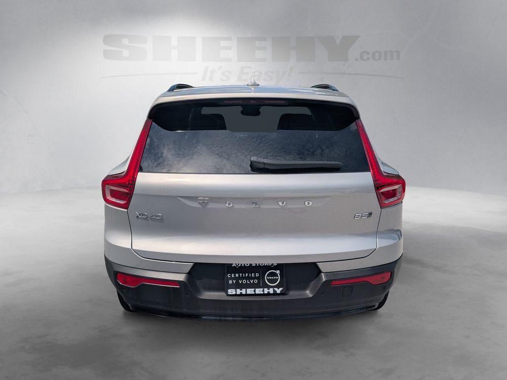 2023 Volvo XC40 B5 Plus Dark Theme Hunt Valley MD