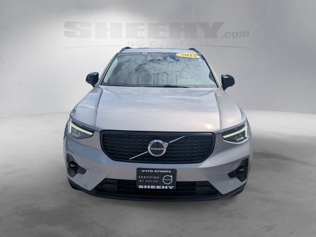 2023 Volvo XC40 B5 Plus Dark Theme Hunt Valley MD
