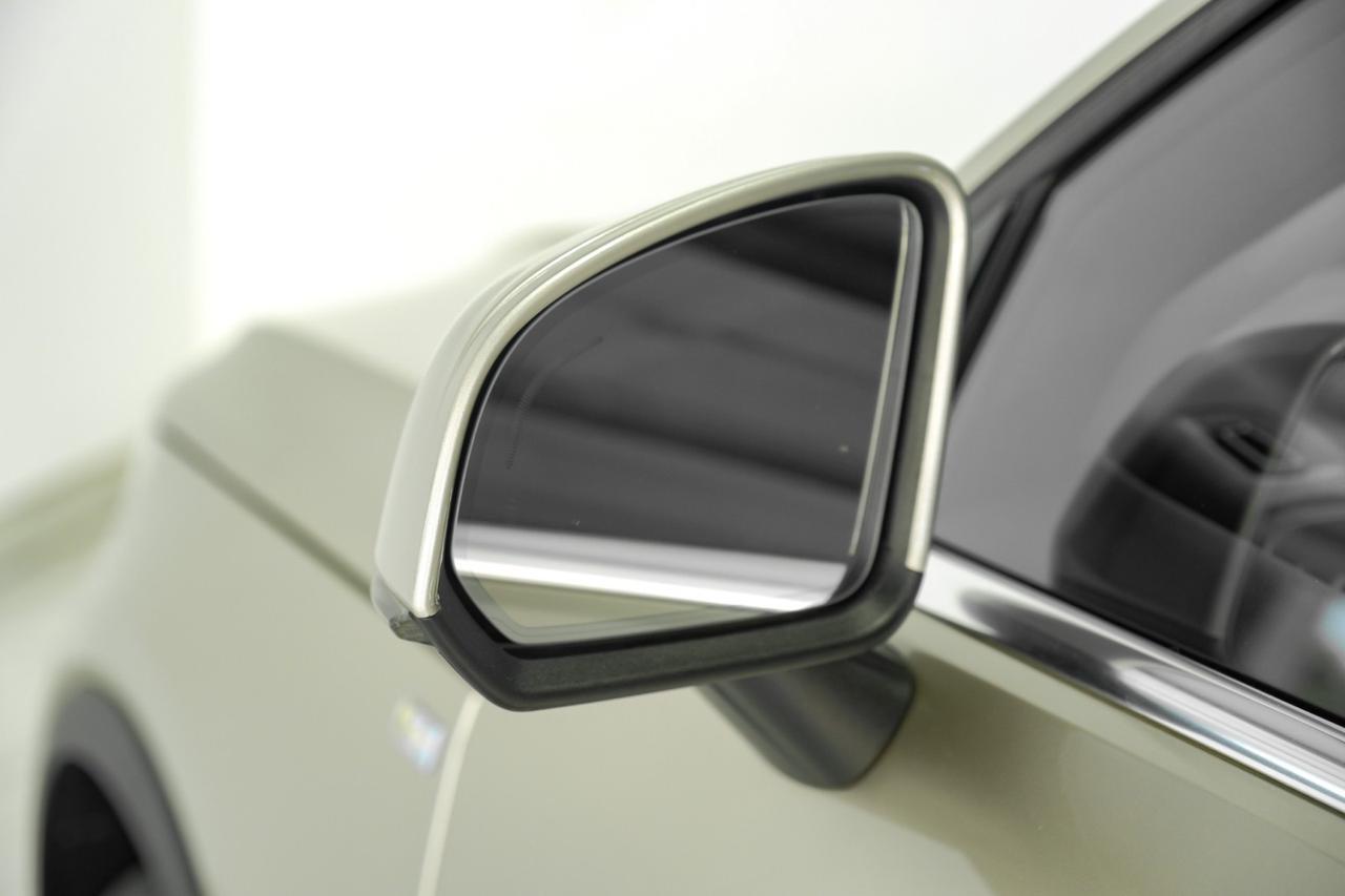 2023 Volvo XC40 B5 ULTIMATE BRIGHT THEME AWD BLIND SPOT ASSIST NAVIGATION SUNROO Carrollton TX