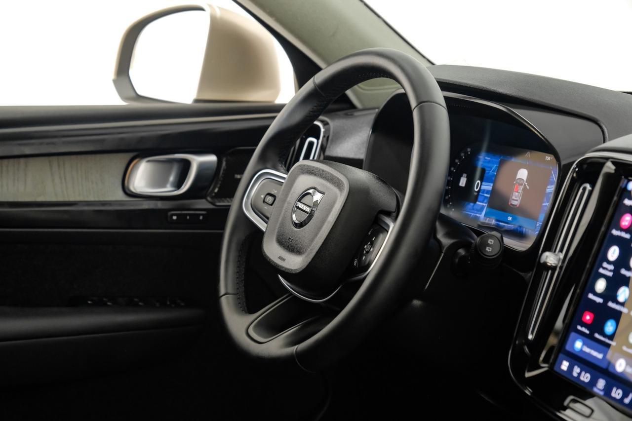 2023 Volvo XC40 B5 ULTIMATE BRIGHT THEME AWD BLIND SPOT ASSIST NAVIGATION SUNROO Carrollton TX