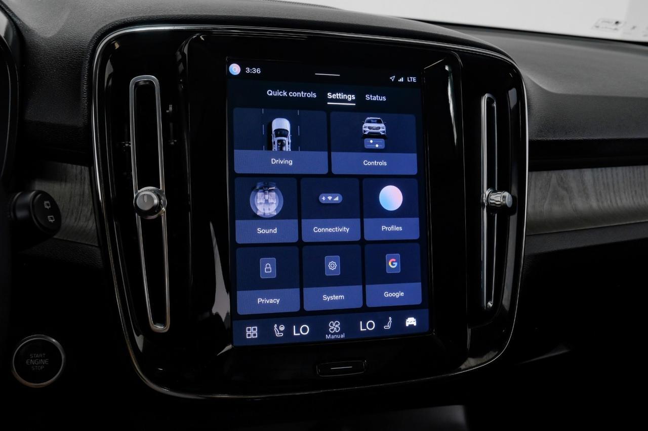 2023 Volvo XC40 B5 ULTIMATE BRIGHT THEME AWD BLIND SPOT ASSIST NAVIGATION SUNROO Carrollton TX