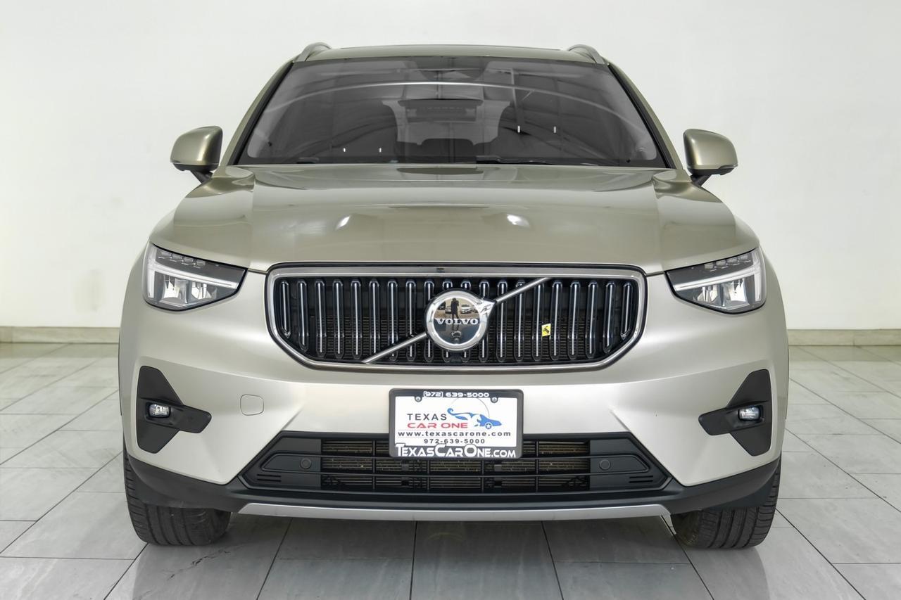 2023 Volvo XC40 B5 ULTIMATE BRIGHT THEME AWD BLIND SPOT ASSIST NAVIGATION SUNROO