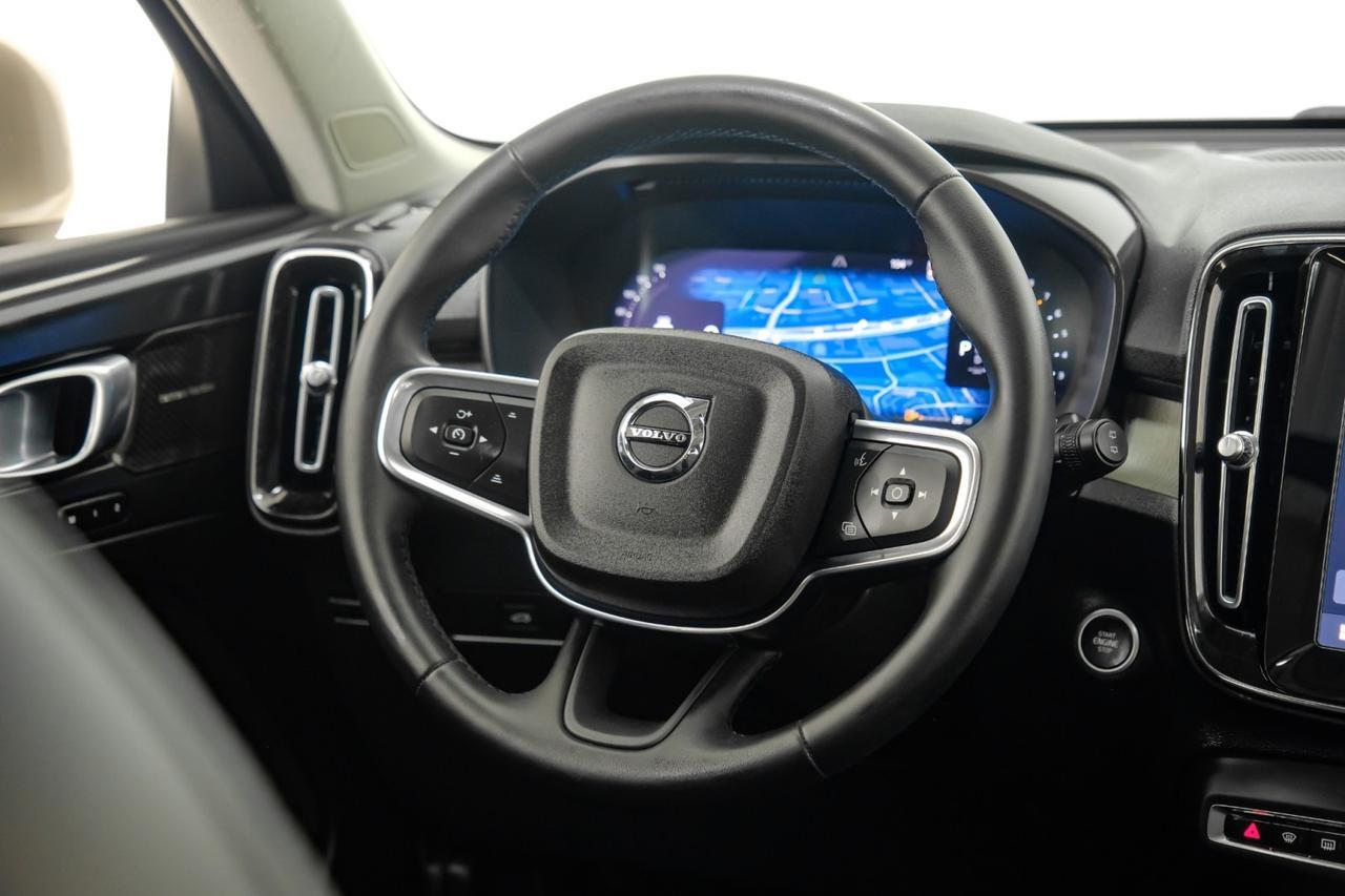 2023 Volvo XC40 B5 ULTIMATE BRIGHT THEME AWD BLIND SPOT ASSIST NAVIGATION SUNROO Carrollton TX