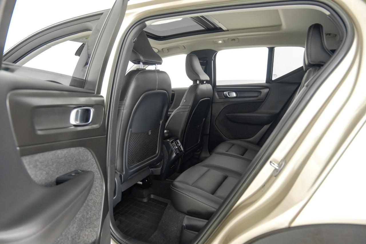 2023 Volvo XC40 B5 ULTIMATE BRIGHT THEME AWD BLIND SPOT ASSIST NAVIGATION SUNROO Carrollton TX