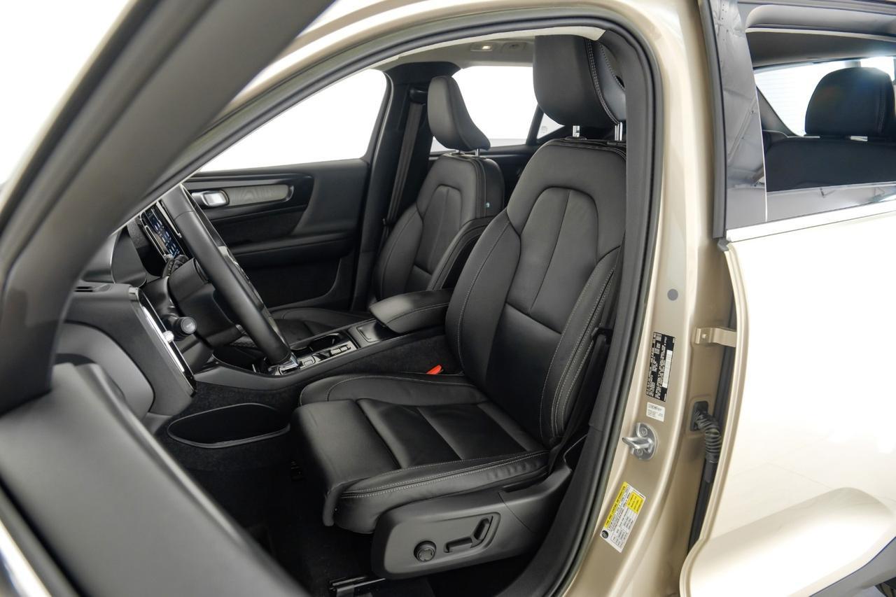 2023 Volvo XC40 B5 ULTIMATE BRIGHT THEME AWD BLIND SPOT ASSIST NAVIGATION SUNROO Carrollton TX