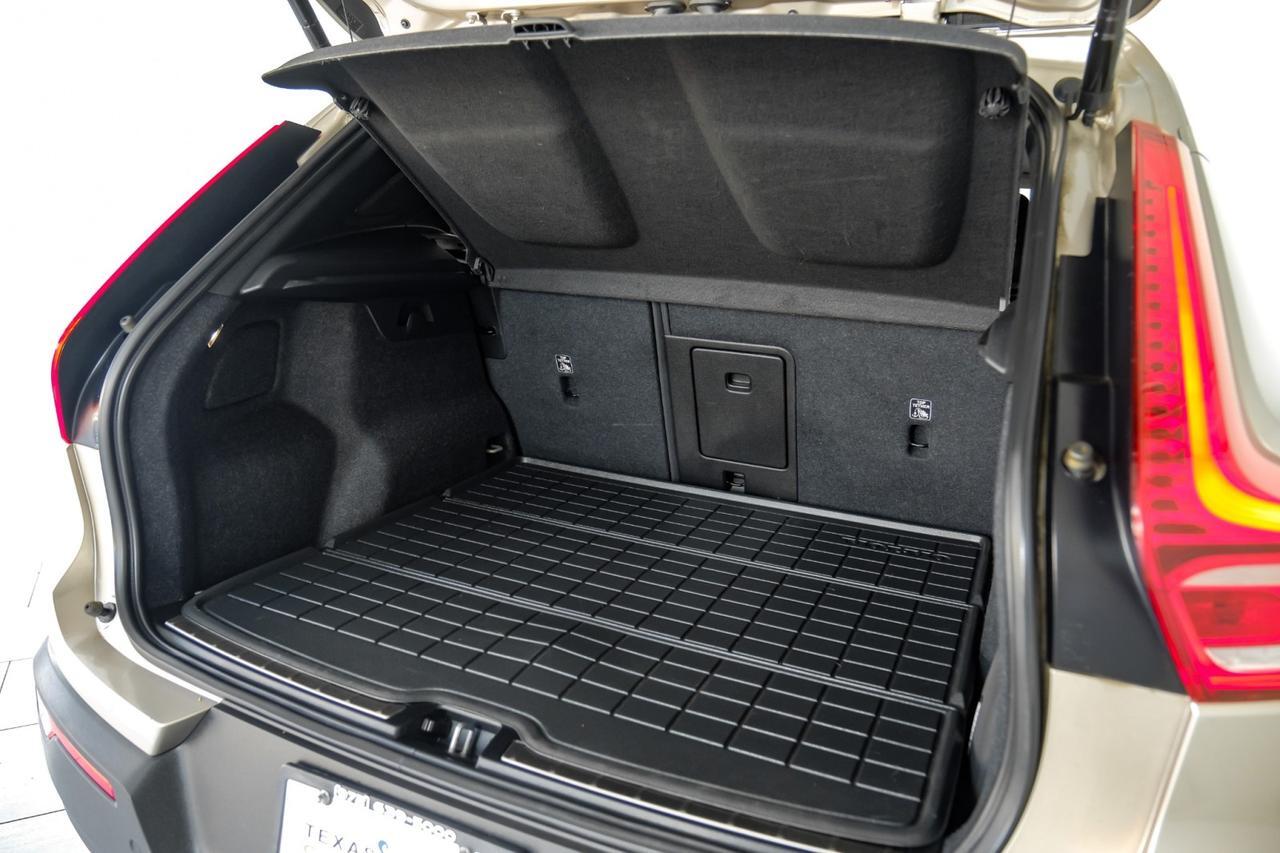 2023 Volvo XC40 B5 ULTIMATE BRIGHT THEME AWD BLIND SPOT ASSIST NAVIGATION SUNROO Carrollton TX