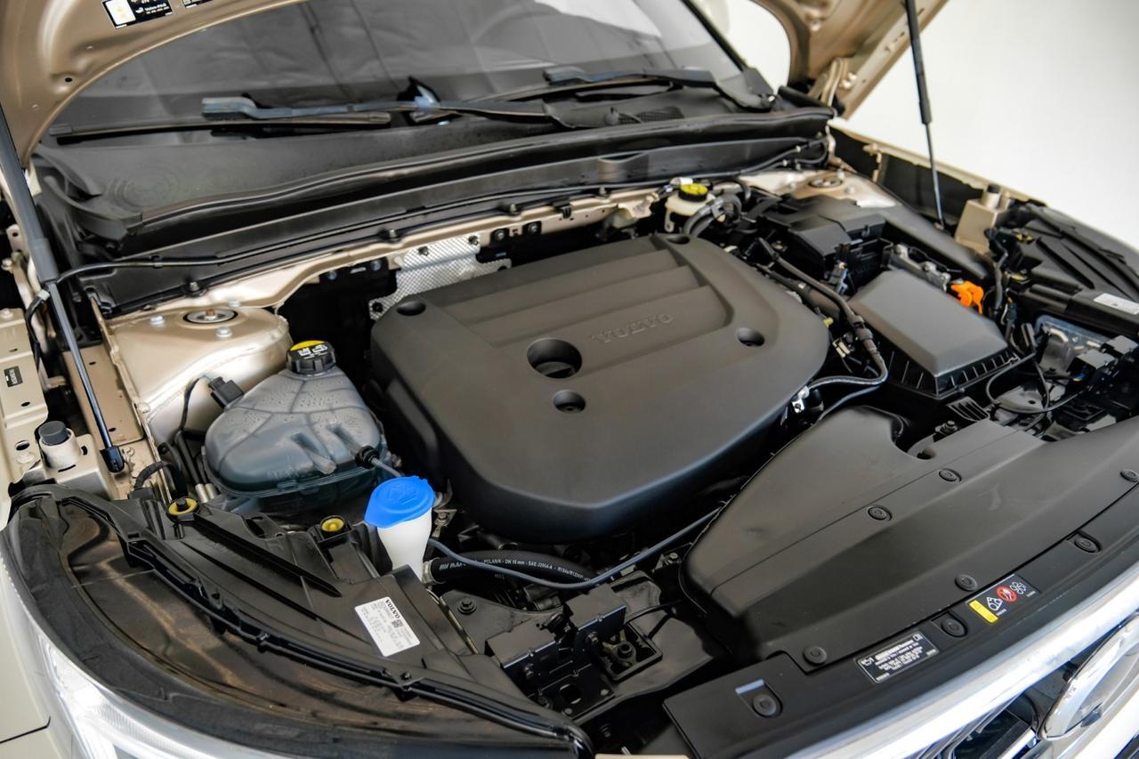 2023 Volvo XC40 B5 ULTIMATE BRIGHT THEME AWD BLIND SPOT ASSIST NAVIGATION SUNROO Carrollton TX