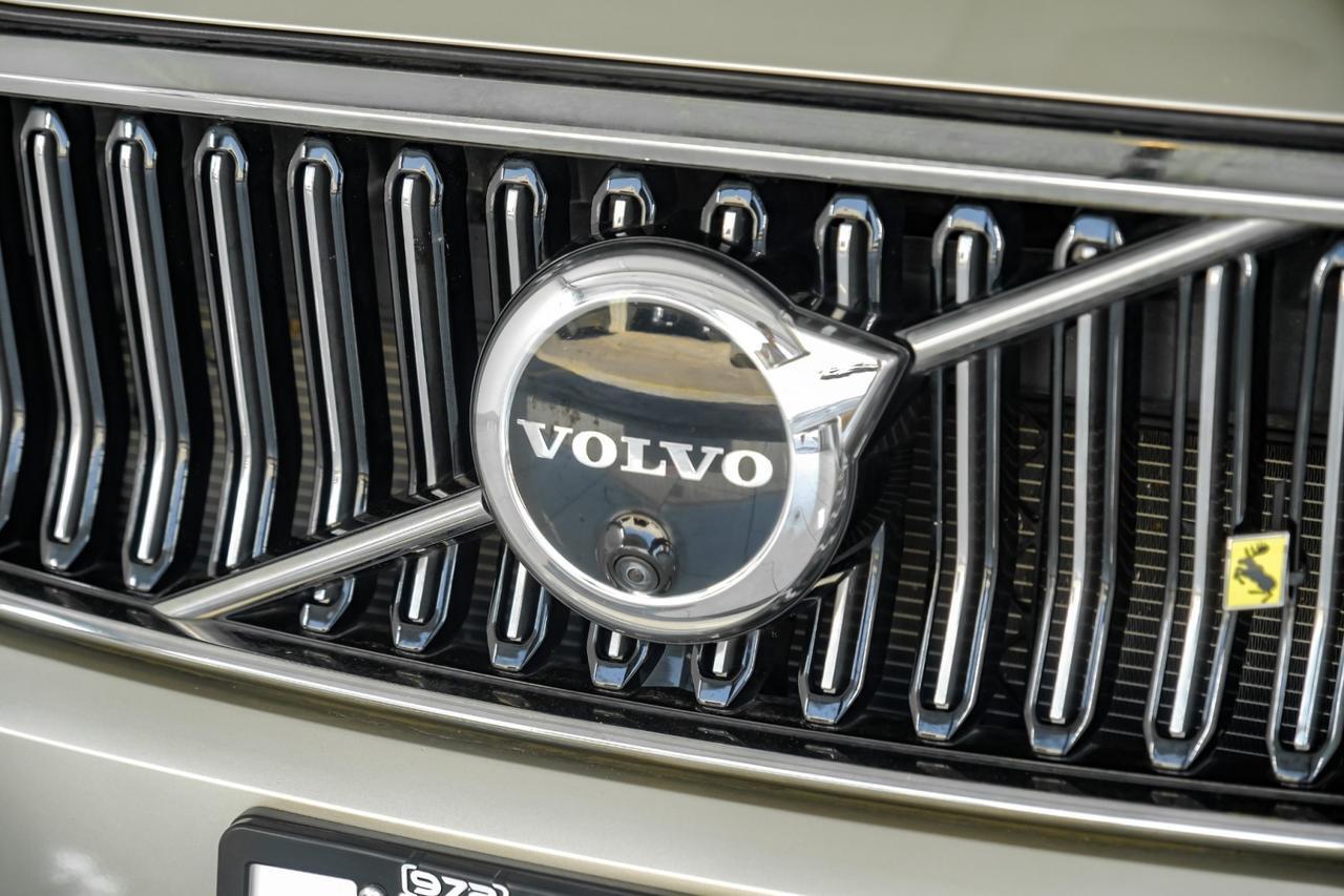 2023 Volvo XC40 B5 ULTIMATE BRIGHT THEME AWD BLIND SPOT ASSIST NAVIGATION SUNROO Carrollton TX