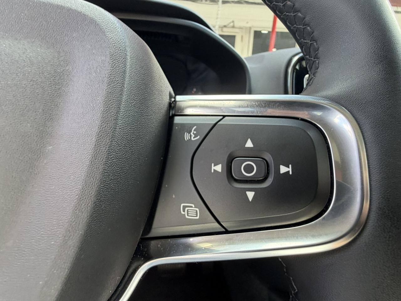2023 Volvo XC40 Plus Bright Theme Hollywood FL