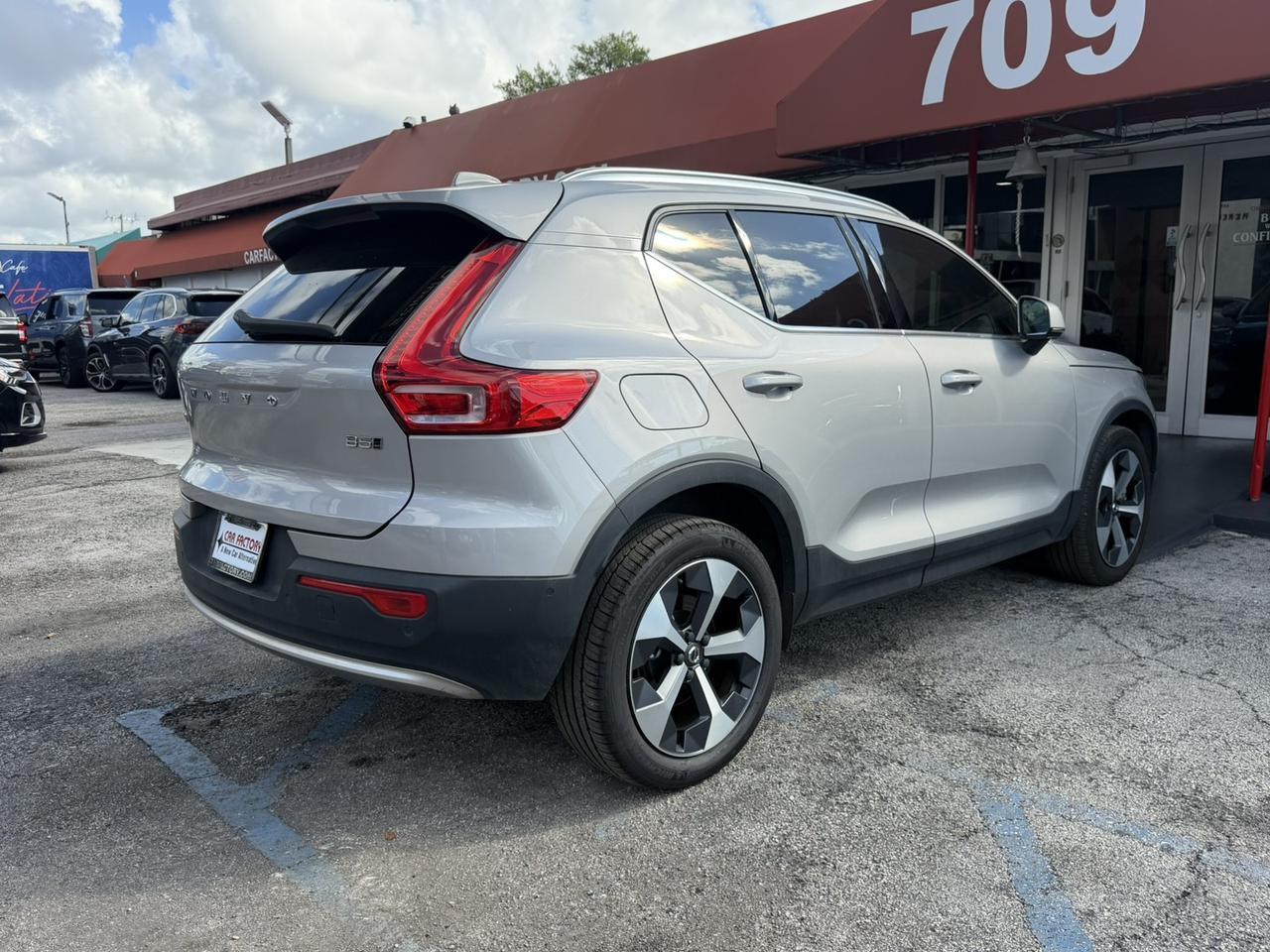 2023 Volvo XC40 Plus Bright Theme Hollywood FL