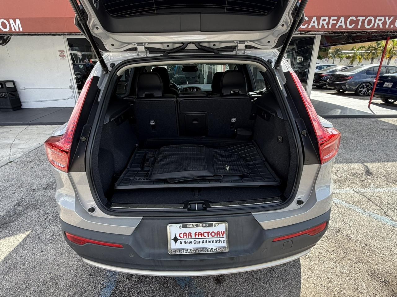 2023 Volvo XC40 Plus Bright Theme Hollywood FL